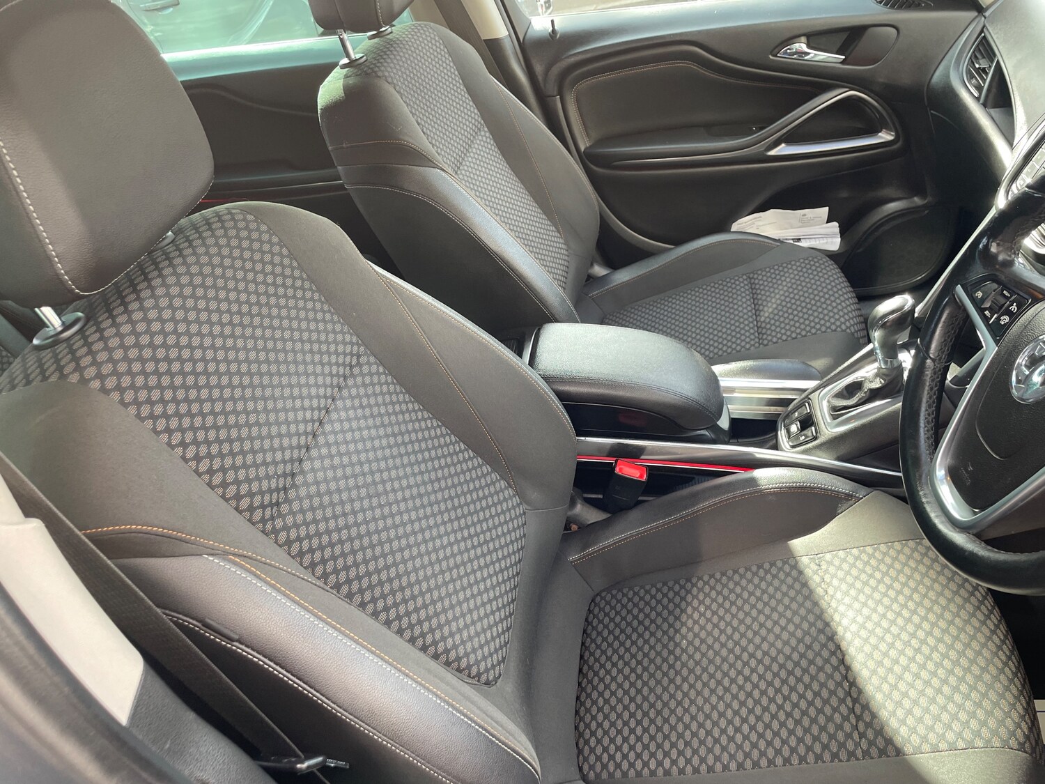 Used Vauxhall Zafira 2015 for sale - 77966522: Photo 22