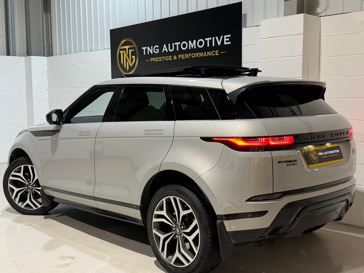 Used Land Rover Range Rover Evoque 2019 for sale - 77786369: Photo 10