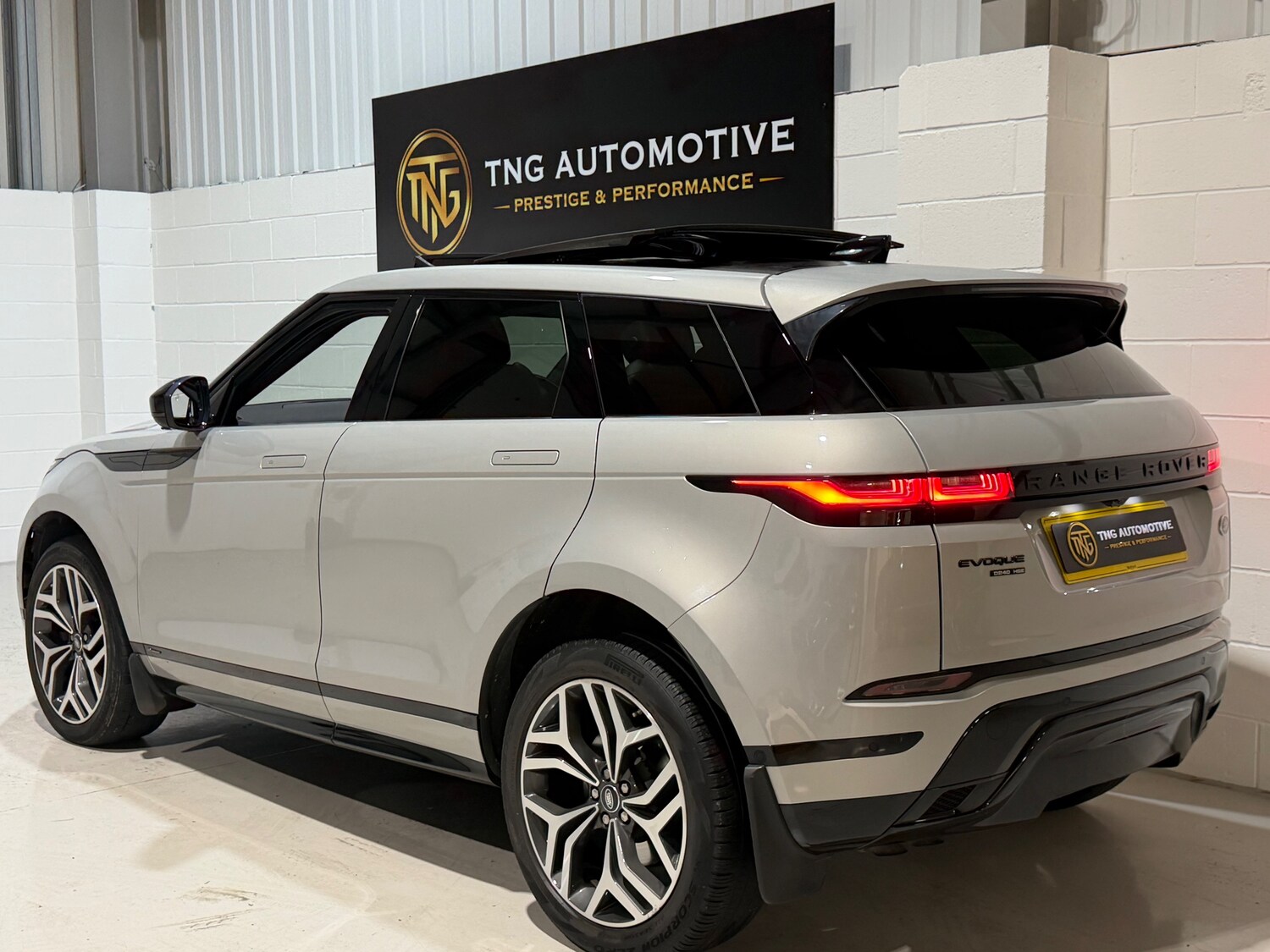 Used Land Rover Range Rover Evoque 2019 for sale - 77786369: Photo 9