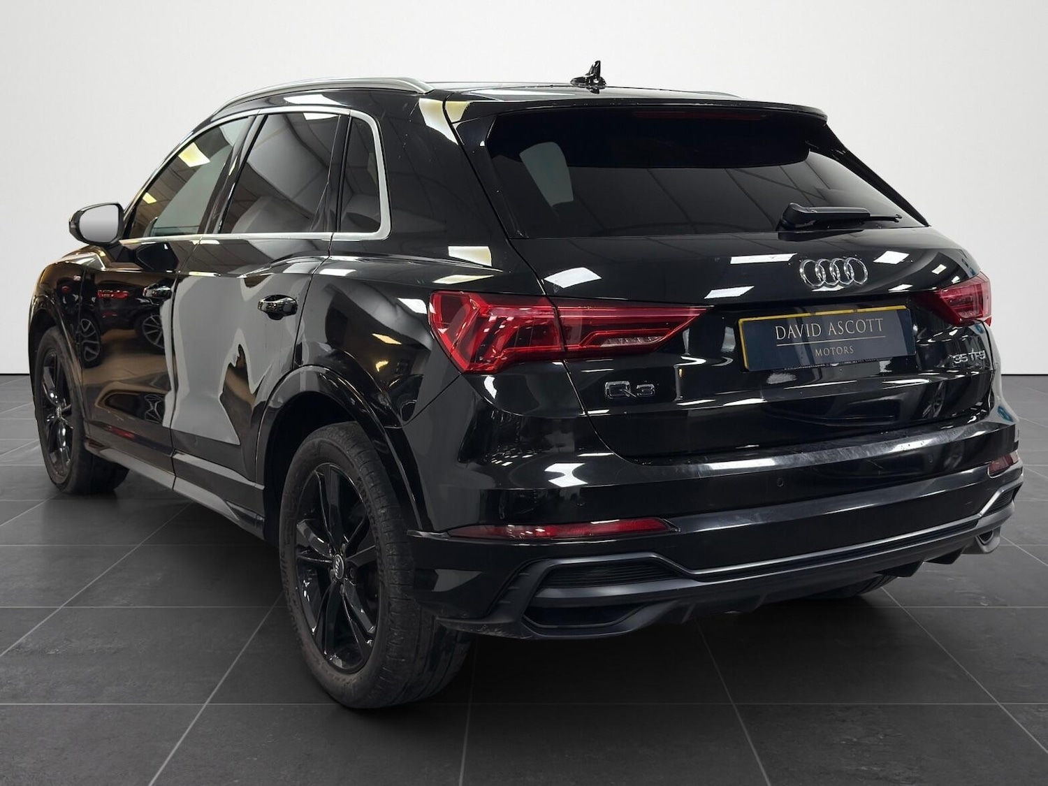 Used Audi Q3 for sale - 77762494: Photo 3