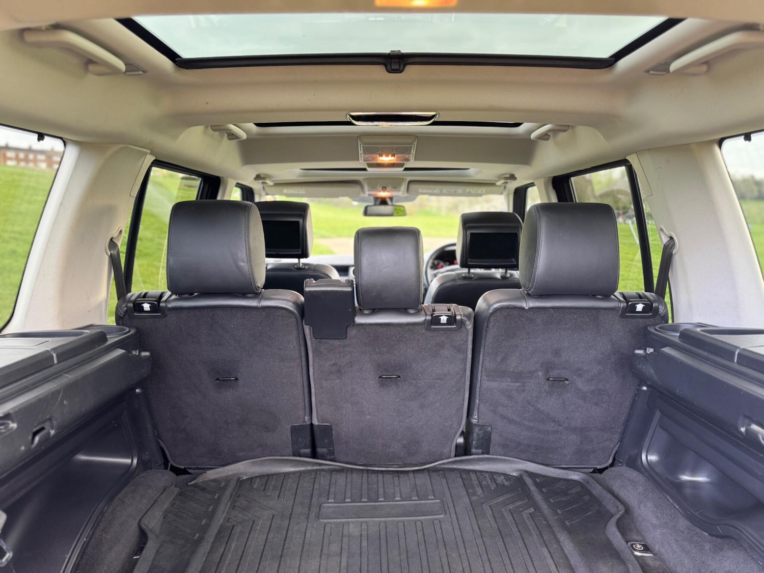 Used Land Rover Discovery 4 2013 for sale - 78074873: Photo 18