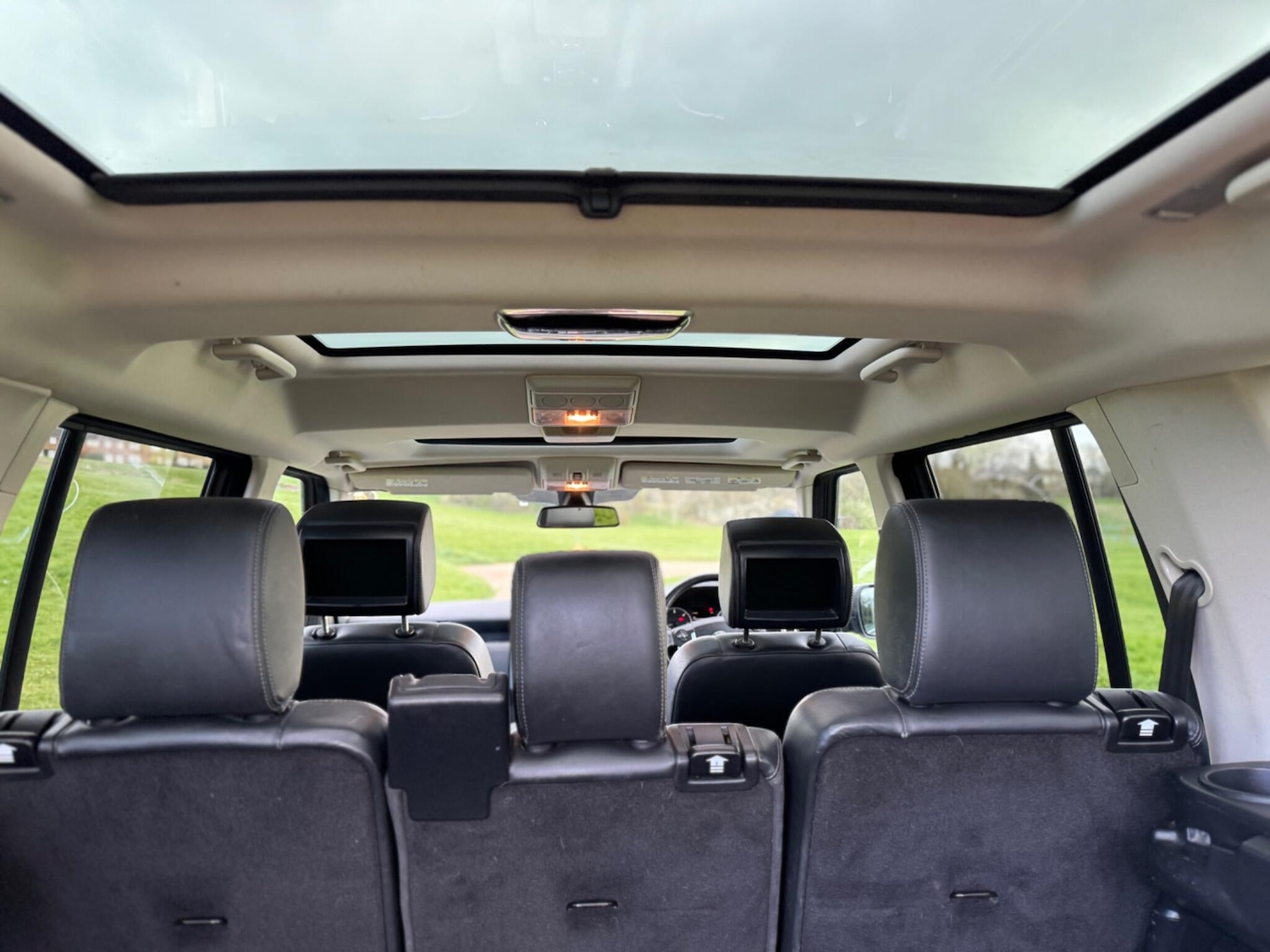 Used Land Rover Discovery 4 2013 for sale - 78074873: Photo 19