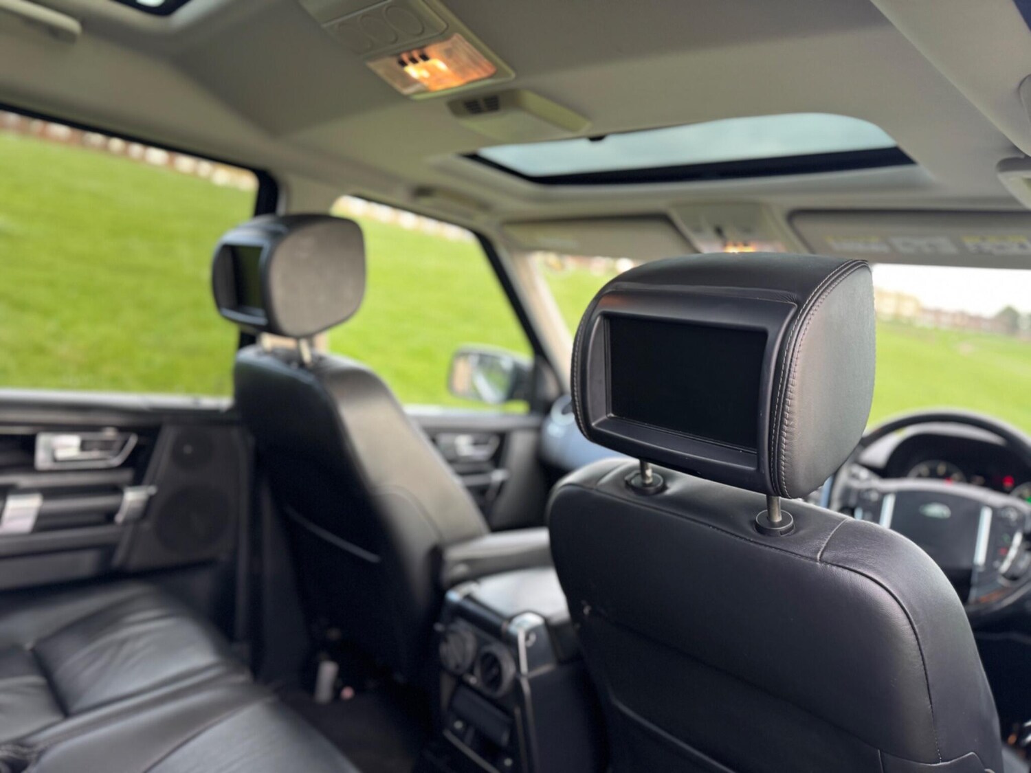 Used Land Rover Discovery 4 2013 for sale - 78074873: Photo 21