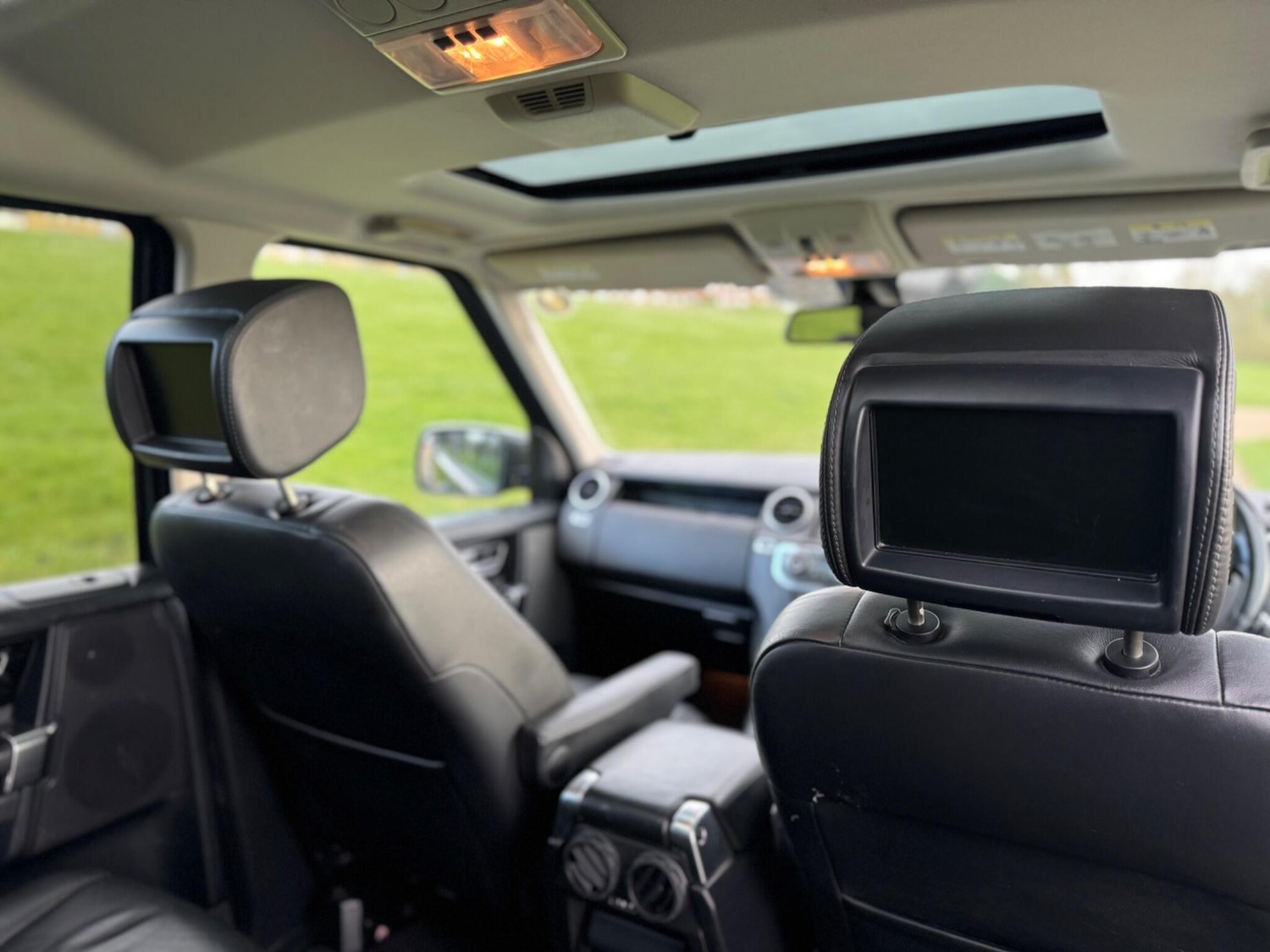 Used Land Rover Discovery 4 2013 for sale - 78074873: Photo 22