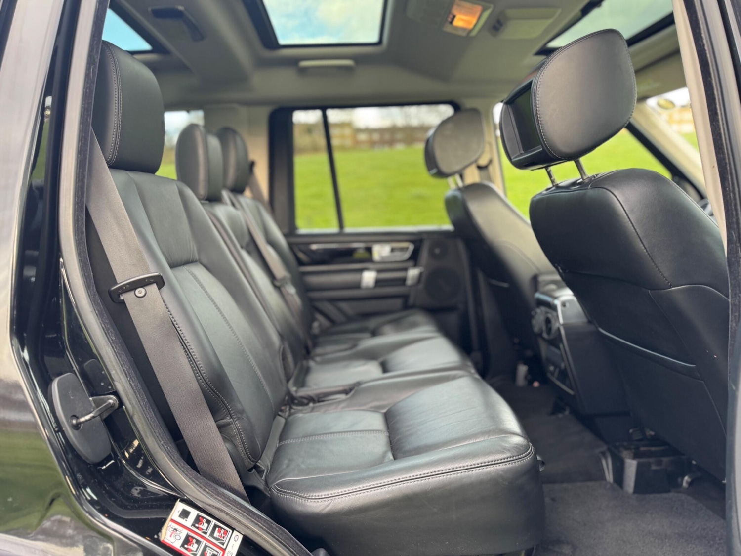 Used Land Rover Discovery 4 2013 for sale - 78074873: Photo 24