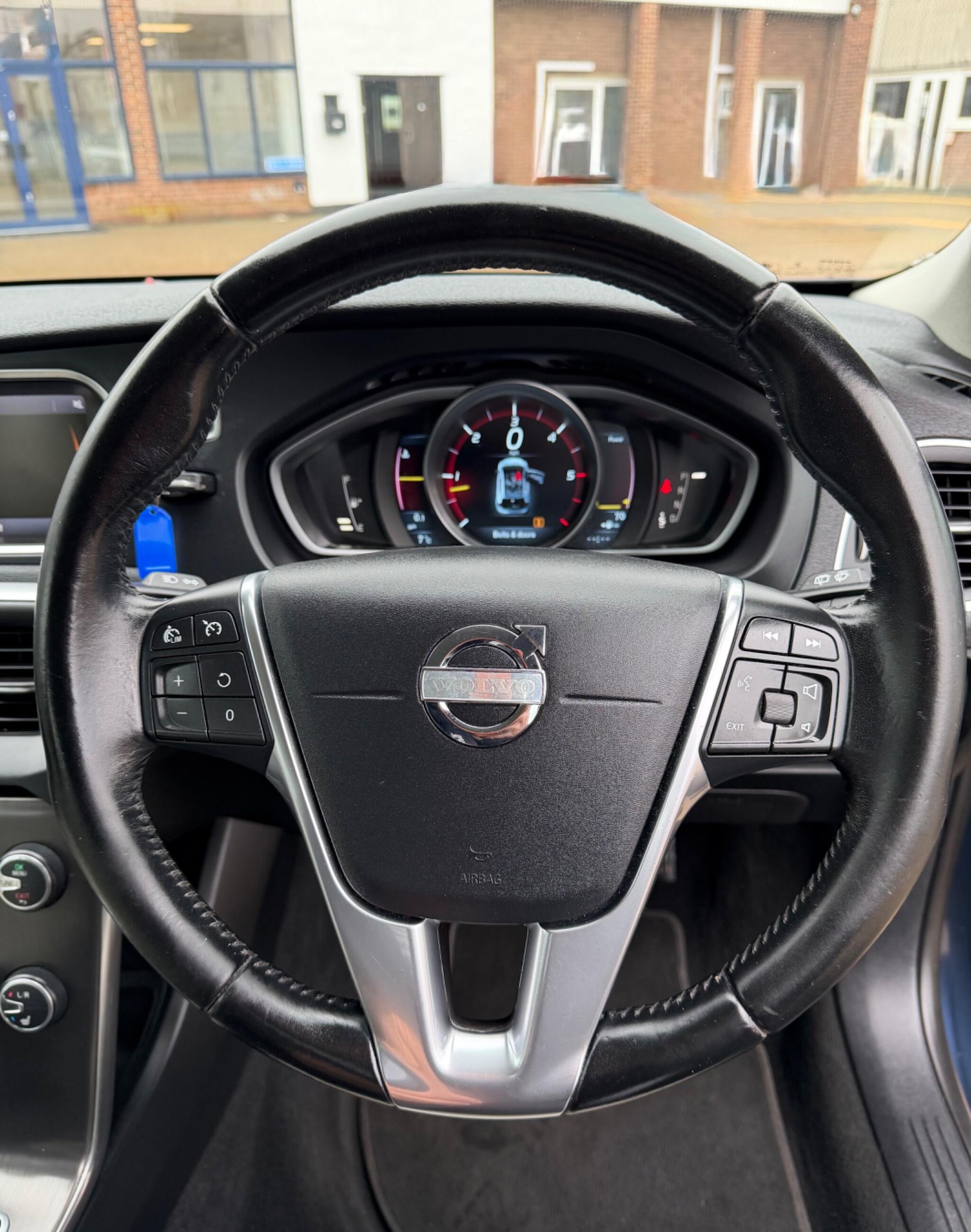 Used Volvo V40 2013 for sale - 78002037: Photo 14