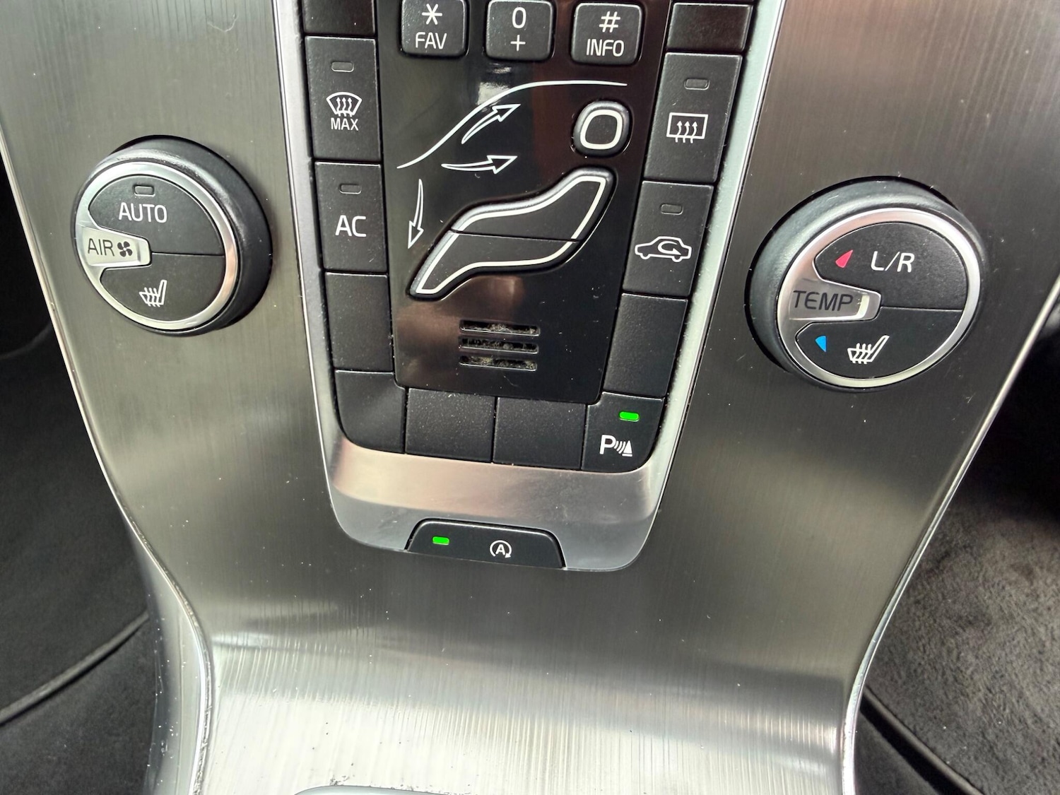 Used Volvo V40 2013 for sale - 78002037: Photo 18