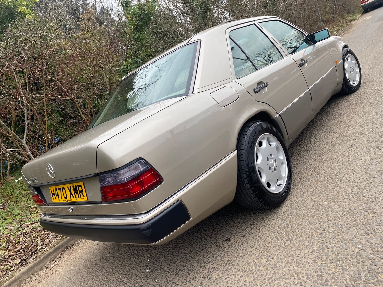 Used Mercedes-Benz E Class 1990 for sale - 78002128: Photo 18