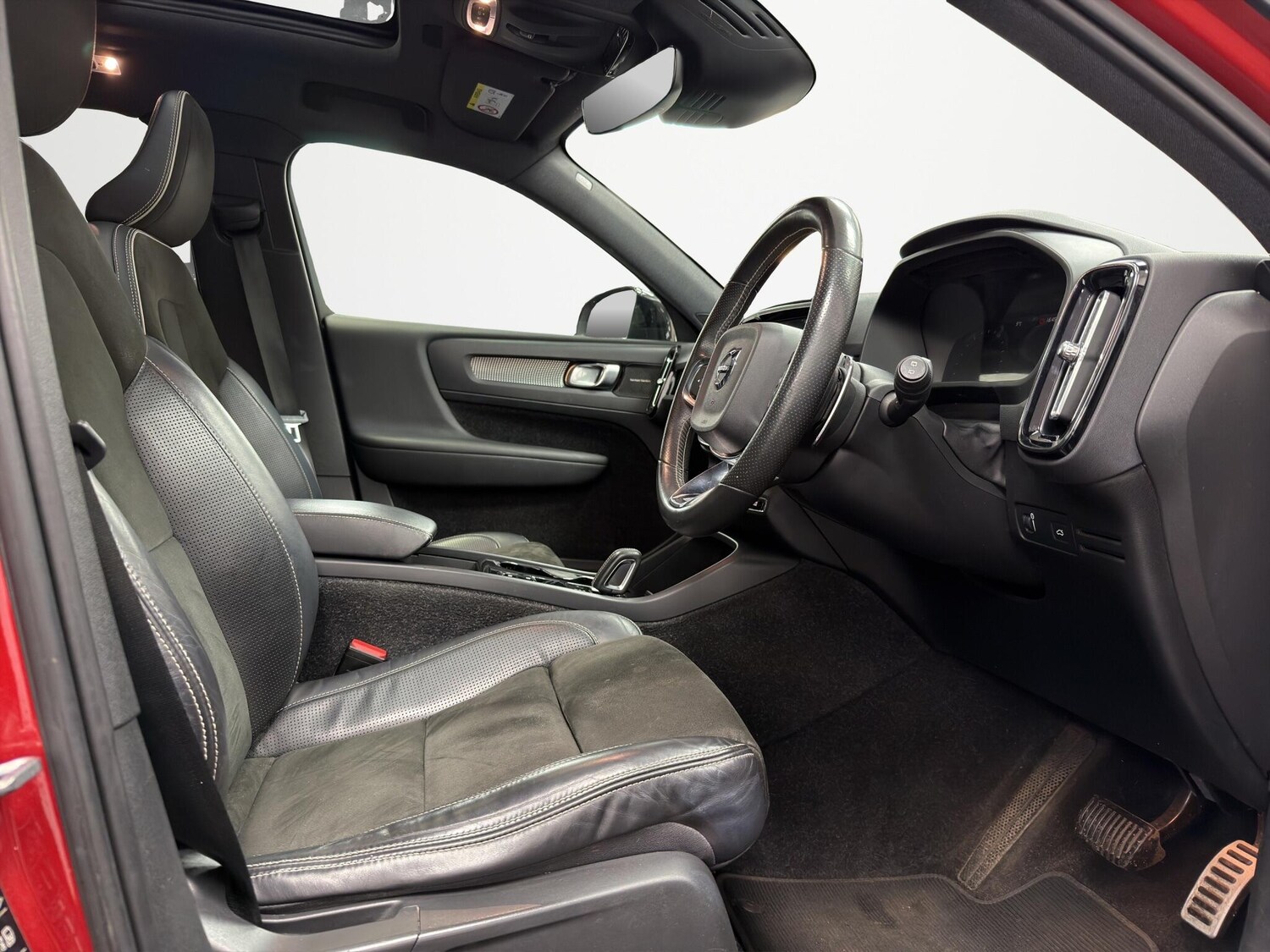 Used Volvo XC40 2018 for sale - 77762472: Photo 11