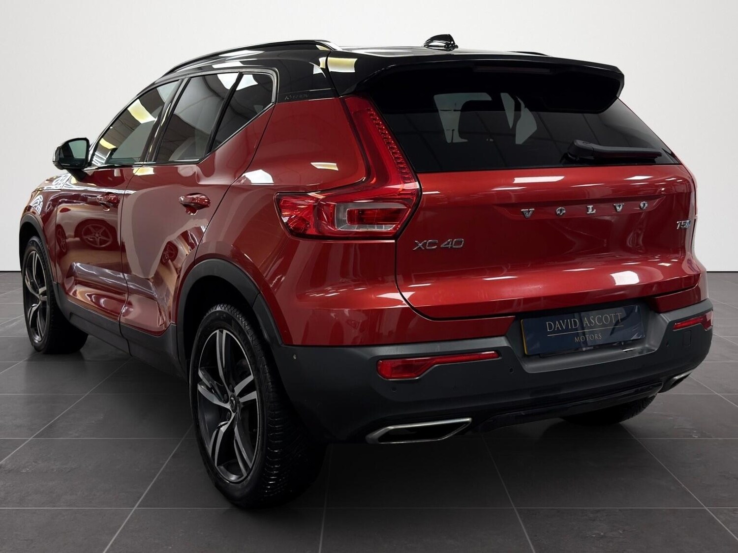 Used Volvo XC40 2018 for sale - 77762472: Photo 3