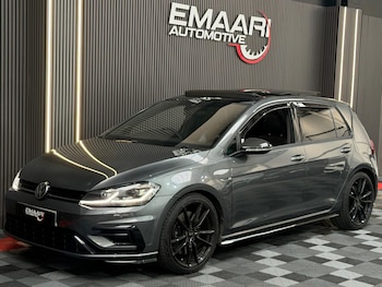 Used Volkswagen Golf 2017 for sale - 78316475: Photo