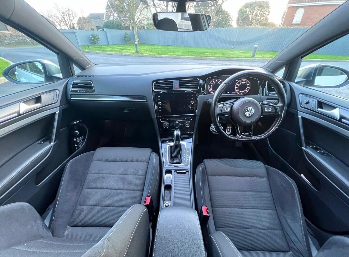 Used Volkswagen Golf 2017 for sale - 78098020: Photo 9