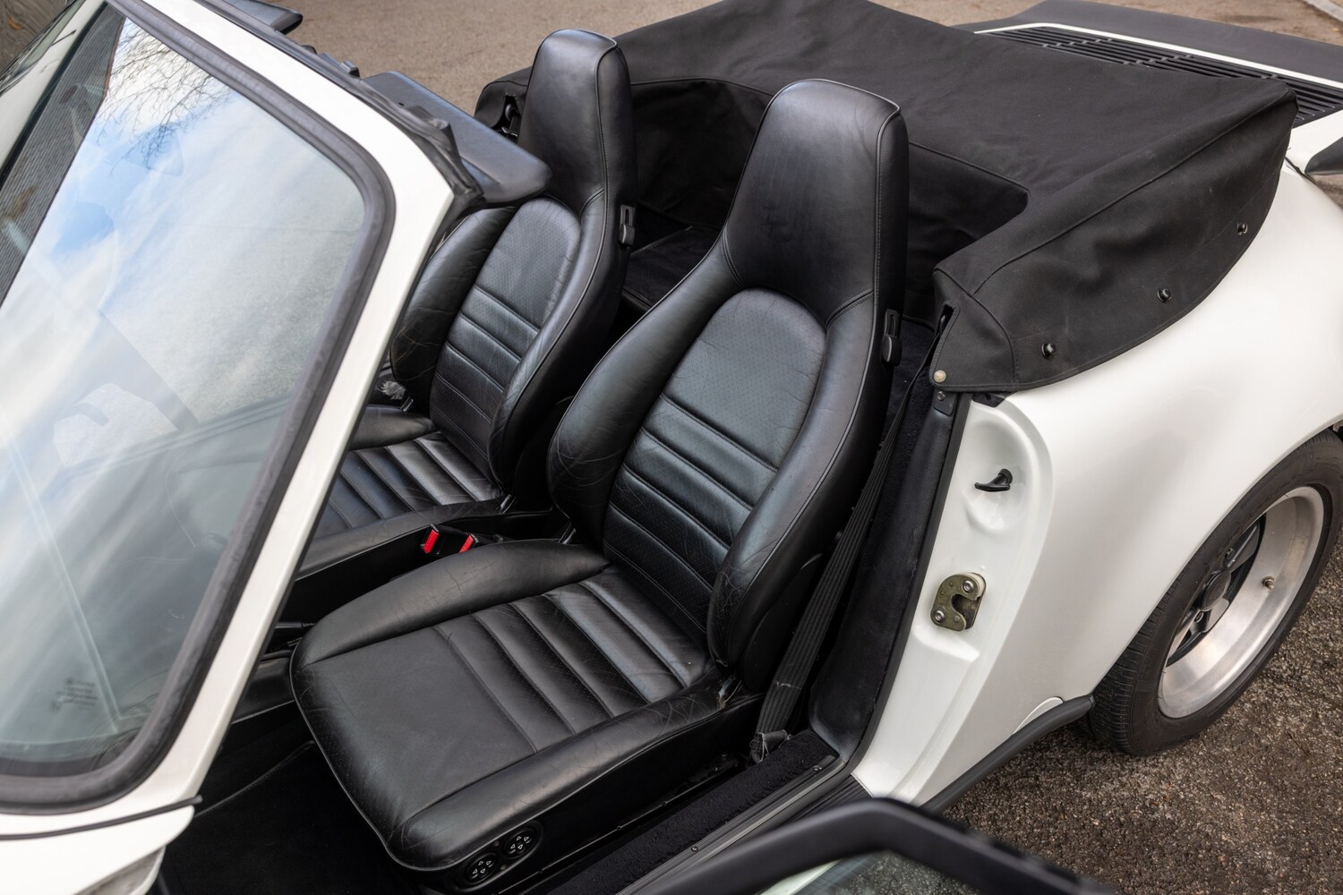 Used Porsche 911 for sale - 77927664: Photo 24