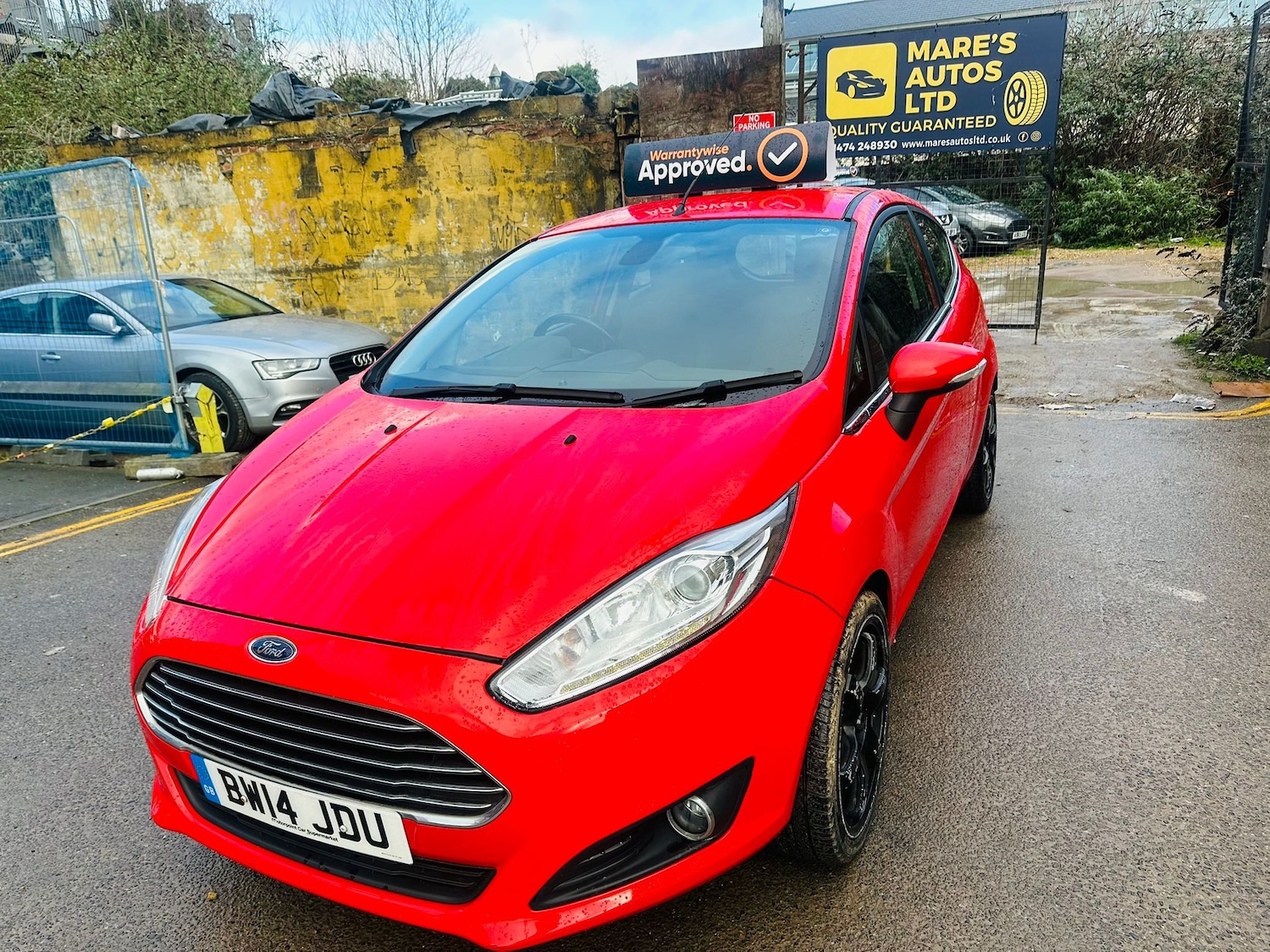 Used Ford Fiesta 2014 for sale - 78009310: Photo 2