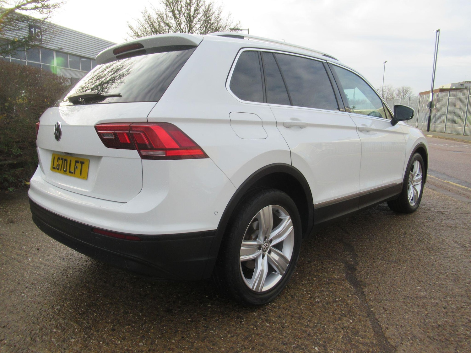 Used Volkswagen Tiguan 2020 for sale - 78015777: Photo 2