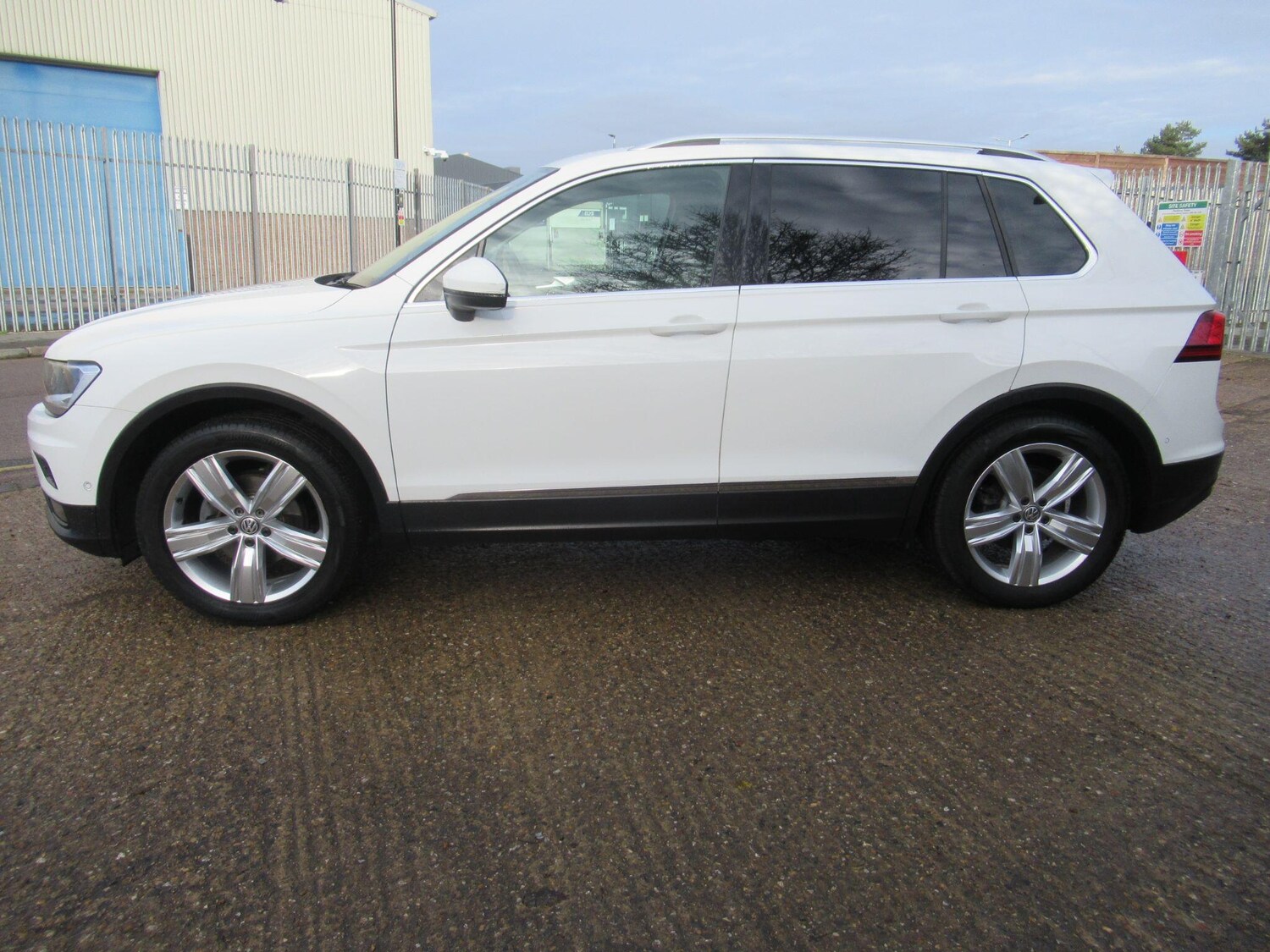 Used Volkswagen Tiguan 2020 for sale - 78015777: Photo 5