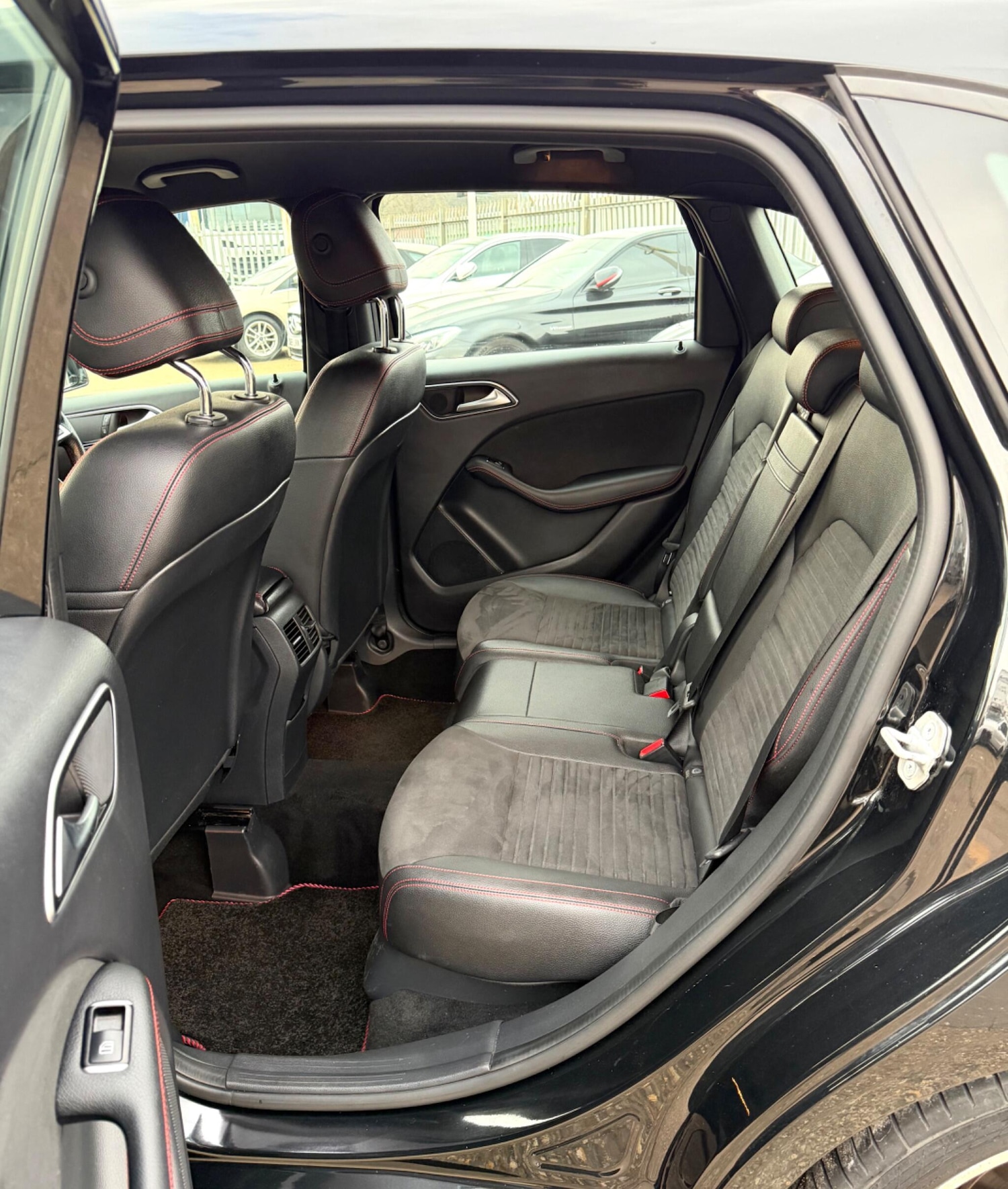 Used Mercedes-Benz B Class 2017 for sale - 78002049: Photo 24