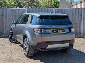 Used Land Rover Discovery Sport 2017 for sale - 78459172: Photo