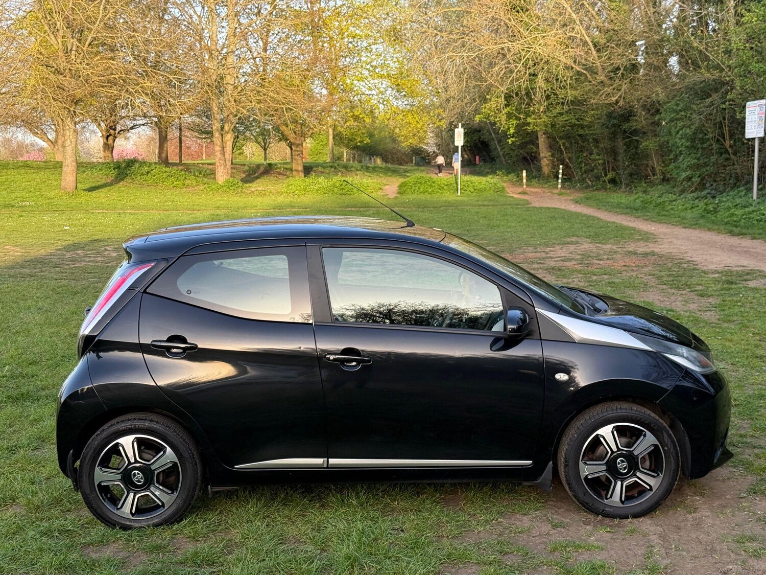 Used Toyota AYGO 2015 for sale - 78182677: Photo 14