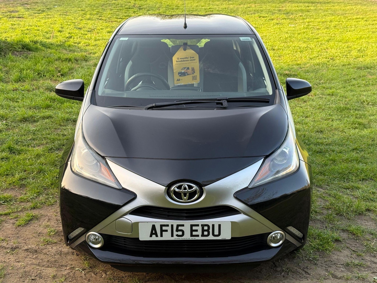 Used Toyota AYGO 2015 for sale - 78182677: Photo 2