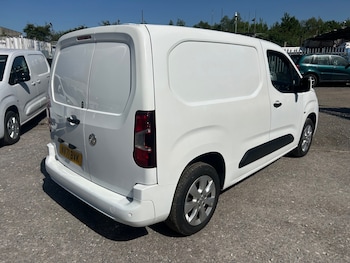 Used Vauxhall Combo 2021 for sale - 78373131: Photo