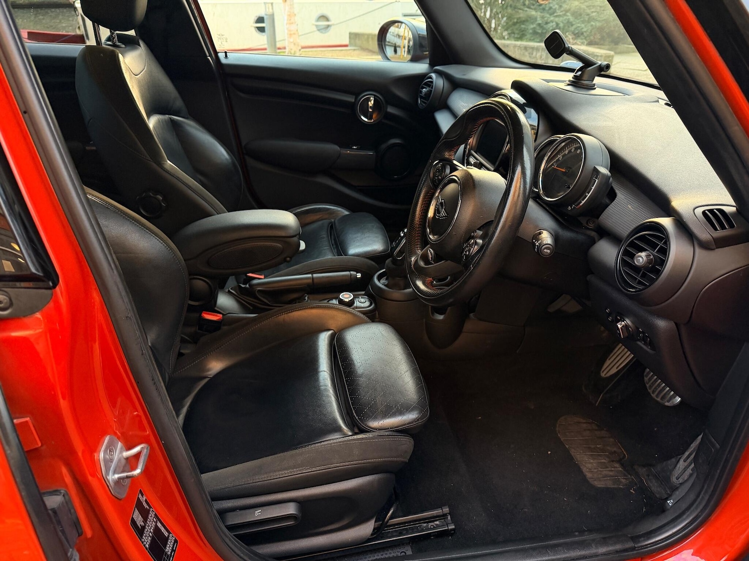 Used MINI Hatch 2019 for sale - 78029214: Photo 8