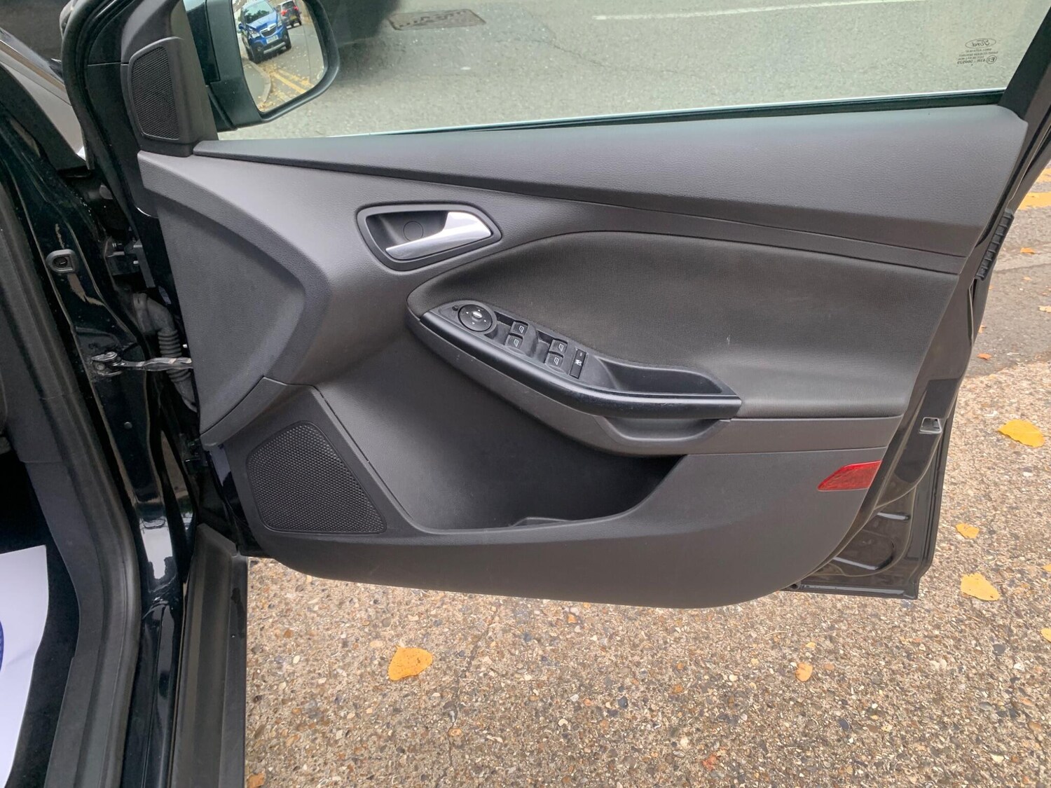 Used Ford Focus 2011 for sale - 78009366: Photo 14