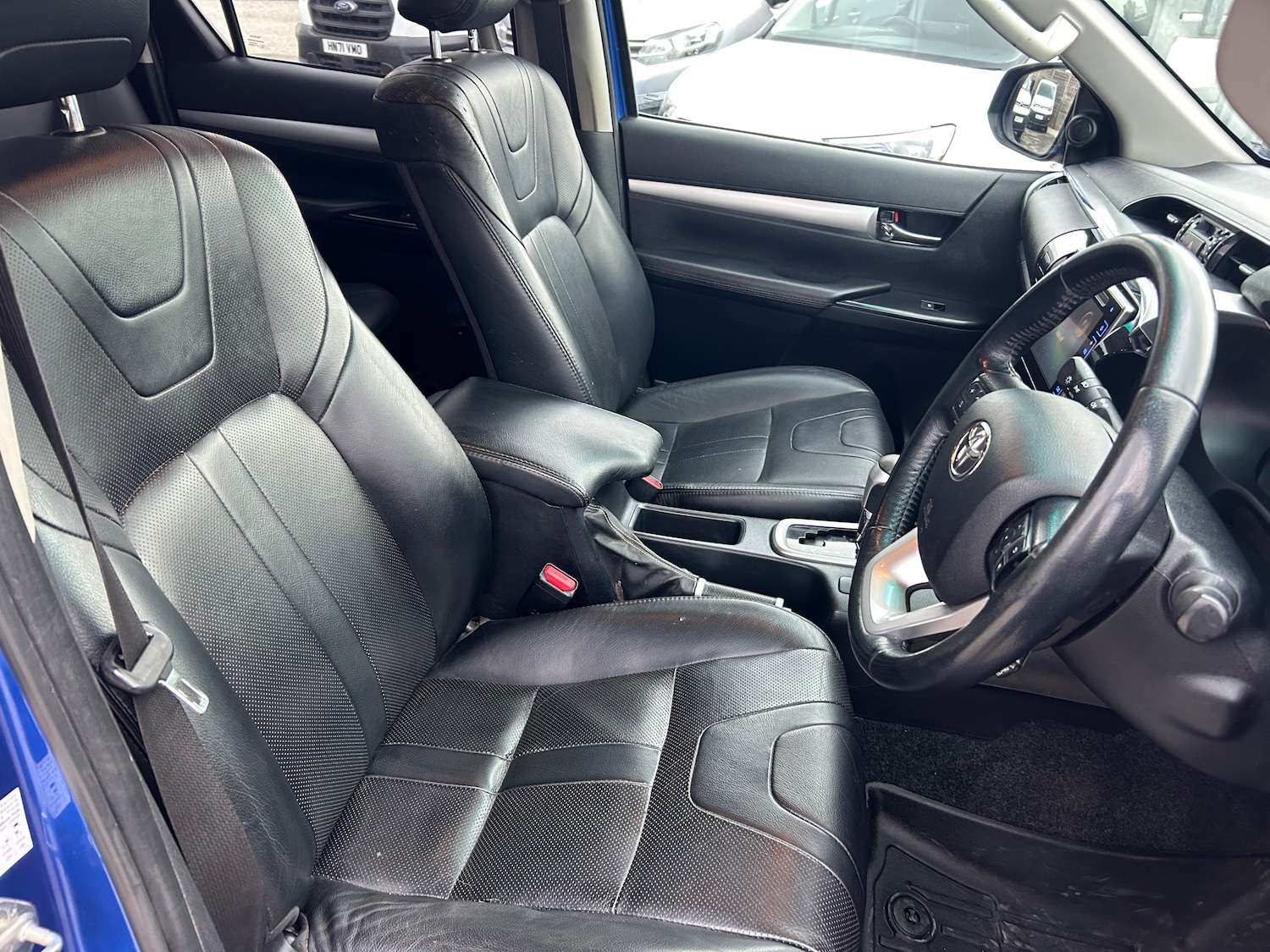 Used Toyota Hilux 2017 for sale - 78182680: Photo 24