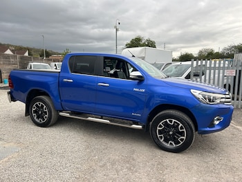 Used Toyota Hilux 2017 for sale - 78182680: Photo