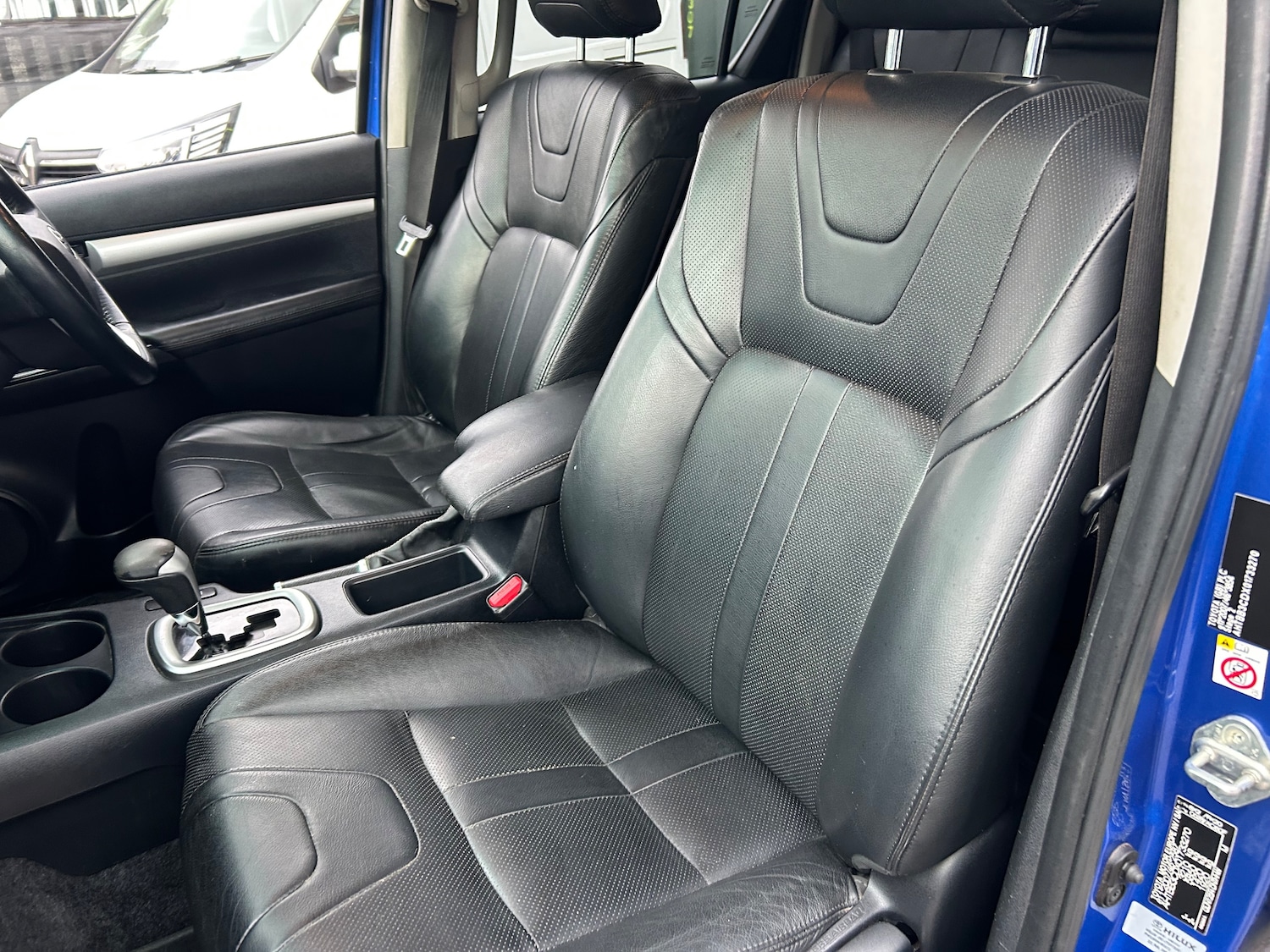 Used Toyota Hilux 2017 for sale - 78182680: Photo 9