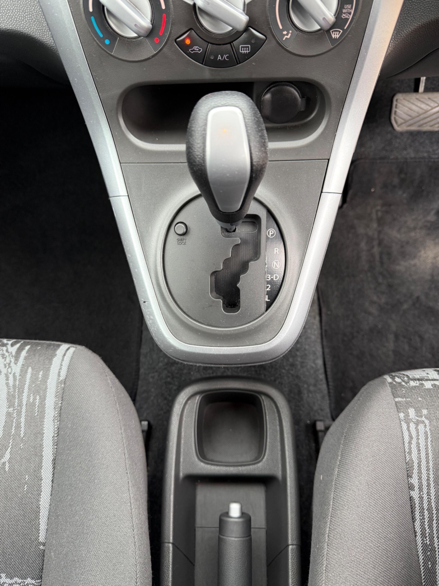 Used Vauxhall Agila 2014 for sale - 78001959: Photo 12