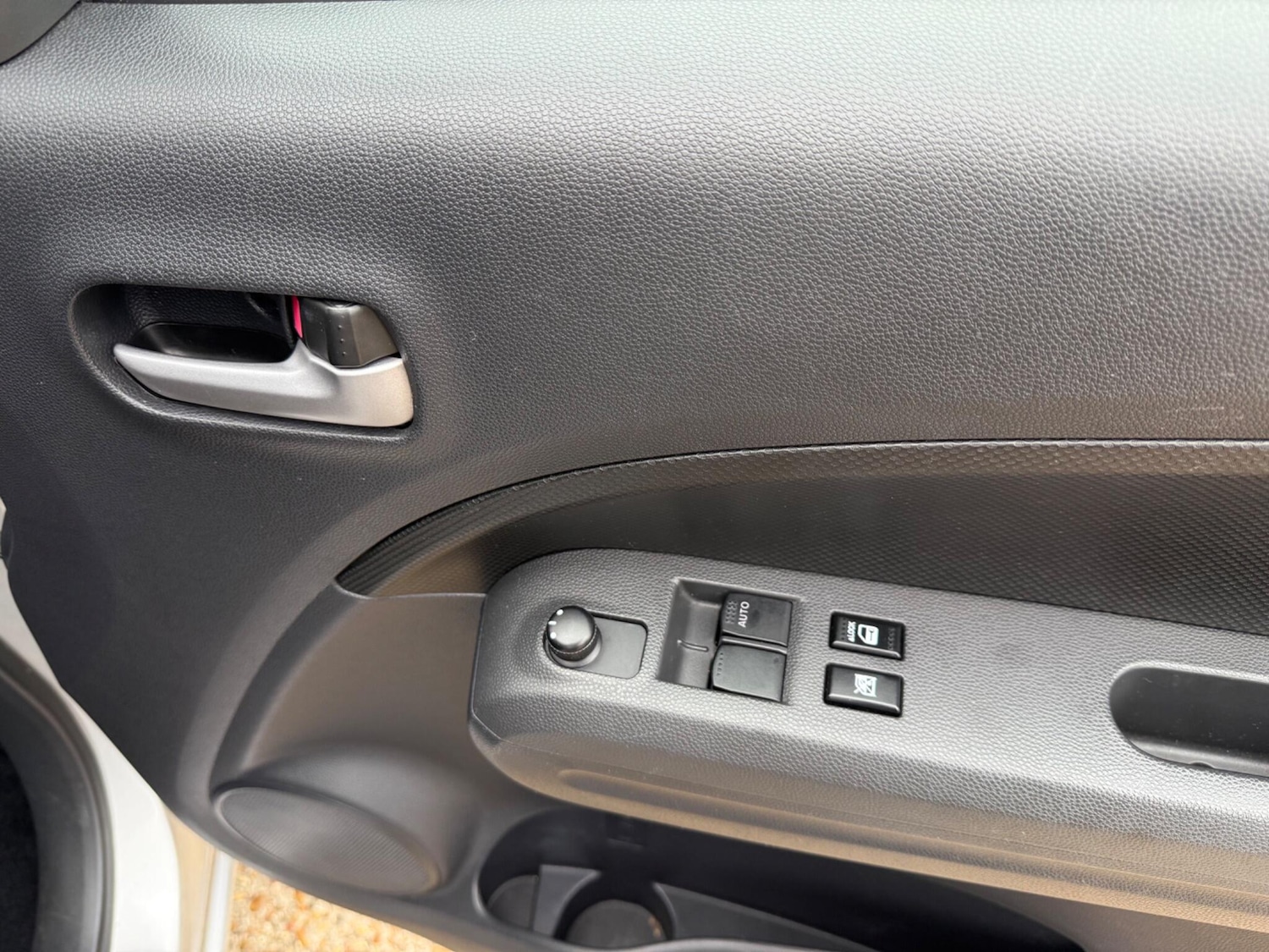 Used Vauxhall Agila 2014 for sale - 78001959: Photo 4