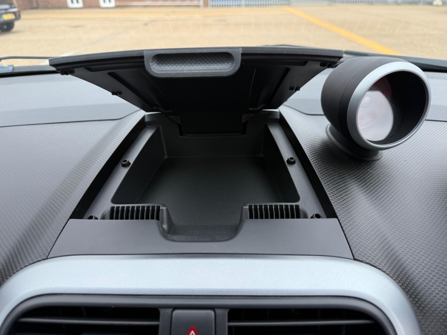 Used Vauxhall Agila 2014 for sale - 78001959: Photo 9