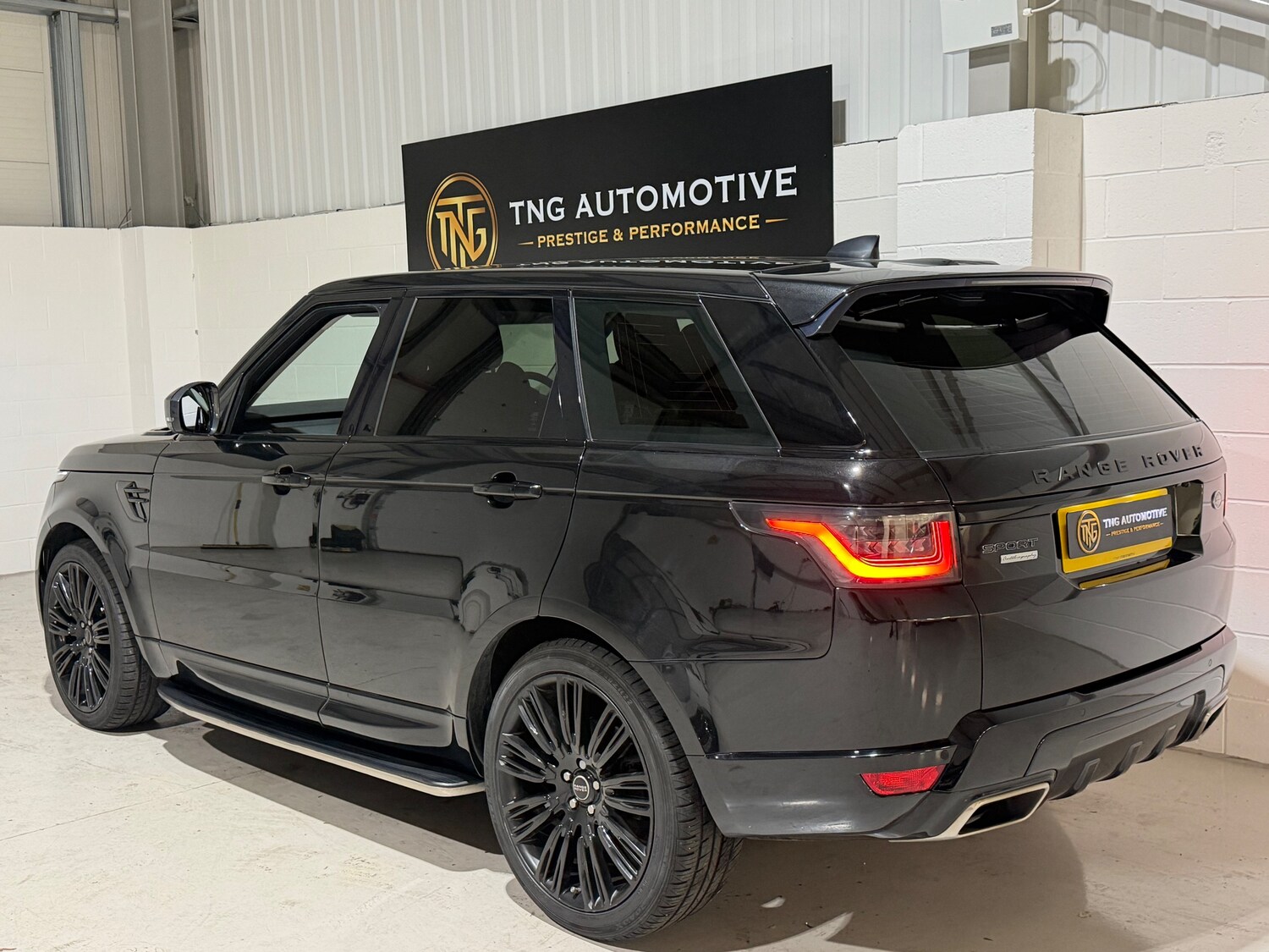Used Land Rover Range Rover Sport 2018 for sale - 78107183: Photo 13