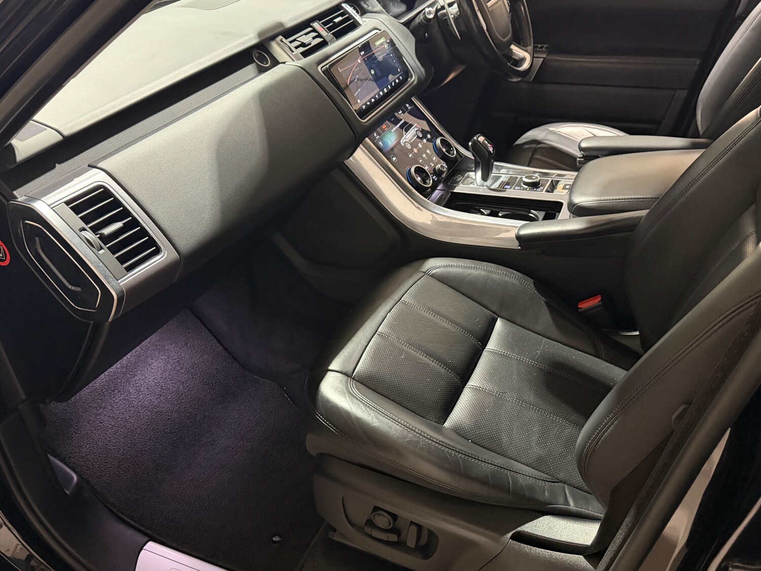 Used Land Rover Range Rover Sport 2018 for sale - 78107183: Photo 17