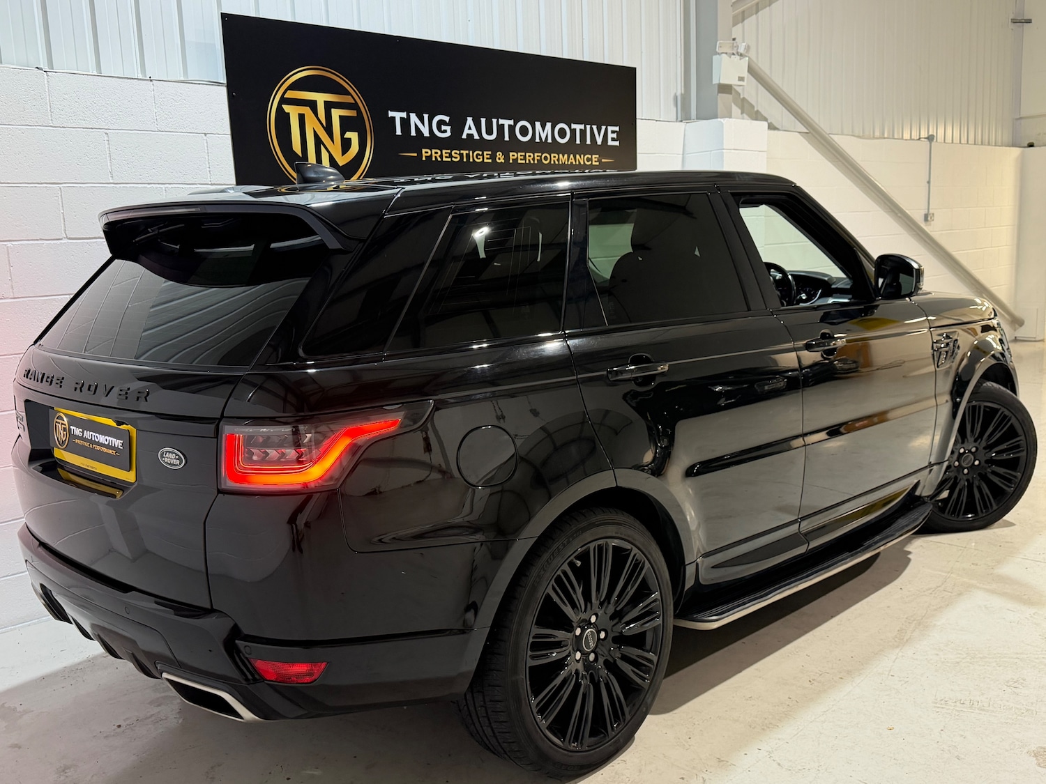 Used Land Rover Range Rover Sport 2018 for sale - 78107183: Photo 5