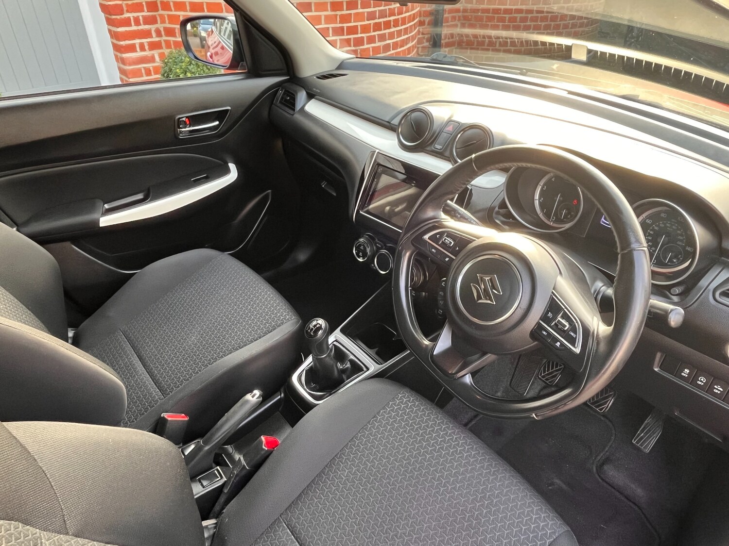 Used Suzuki Swift 2019 for sale - 77927847: Photo 25