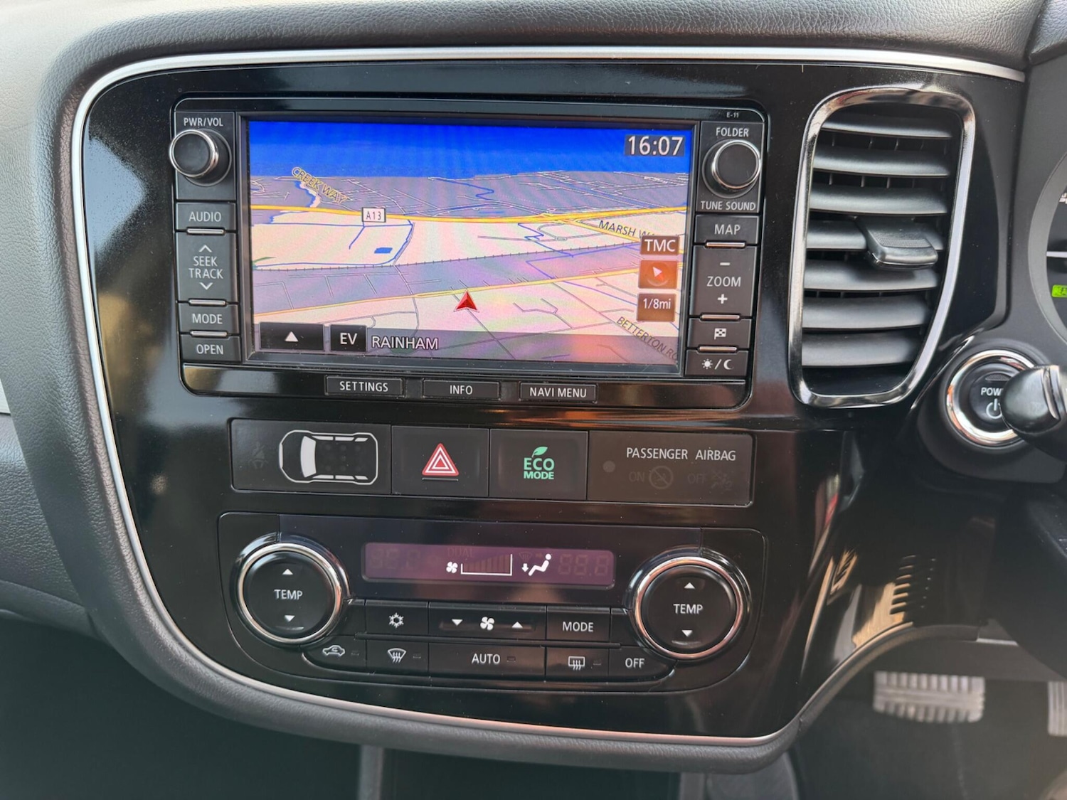 Used Mitsubishi Outlander 2015 for sale - 78001942: Photo 15