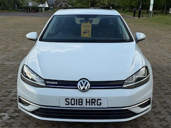 Used Volkswagen Golf 2018 for sale - 78479880: Photo