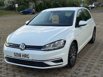 Used Volkswagen Golf 2018 for sale - 78479880: Photo