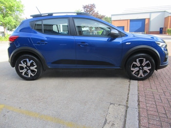 Used Dacia Sandero Stepway 2023 for sale - 78681081: Photo