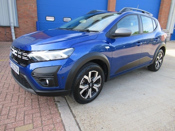 Used Dacia Sandero Stepway 2023 for sale - 78681081: Photo
