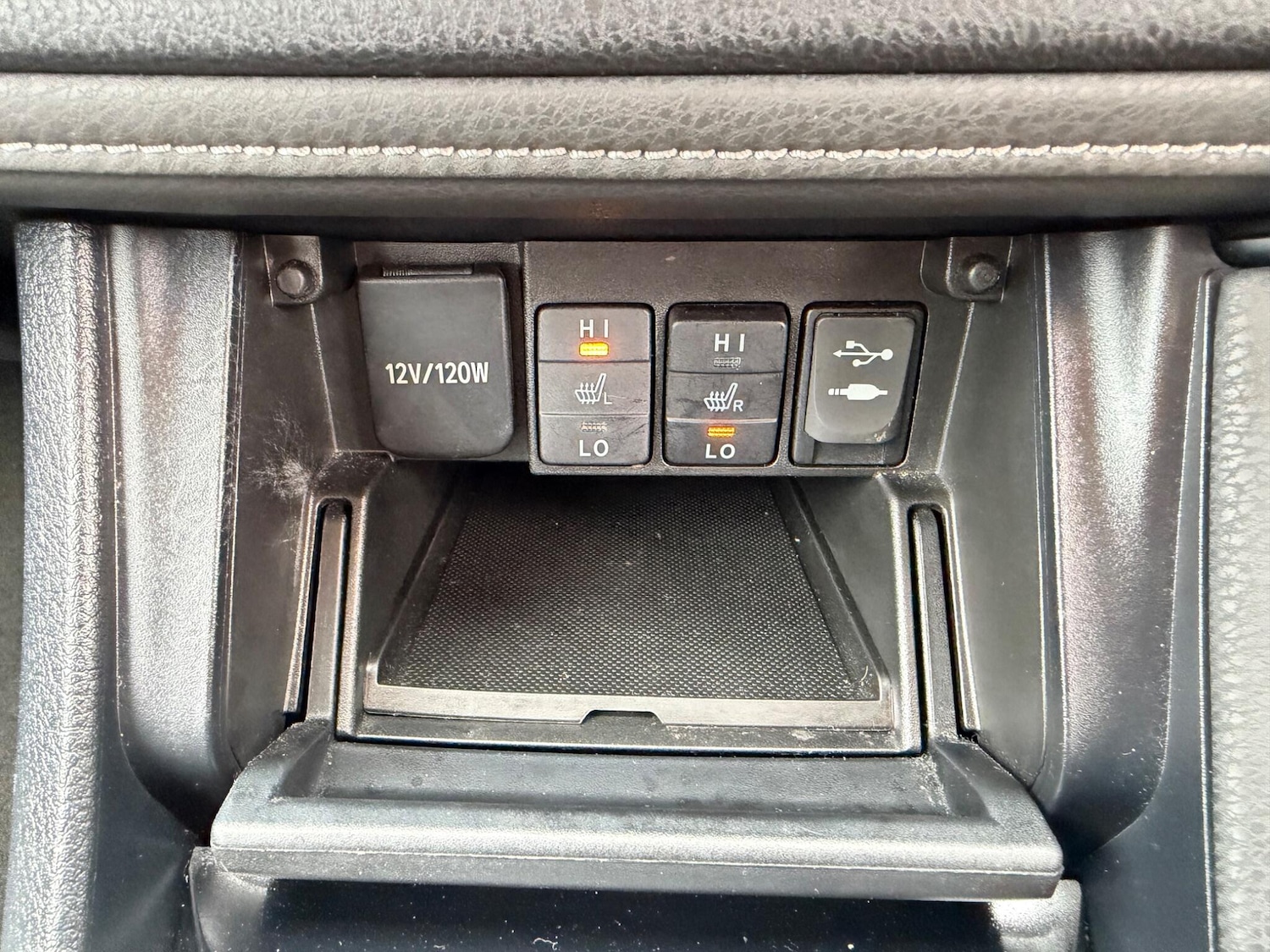 Used Toyota Auris 2015 for sale - 78001950: Photo 15