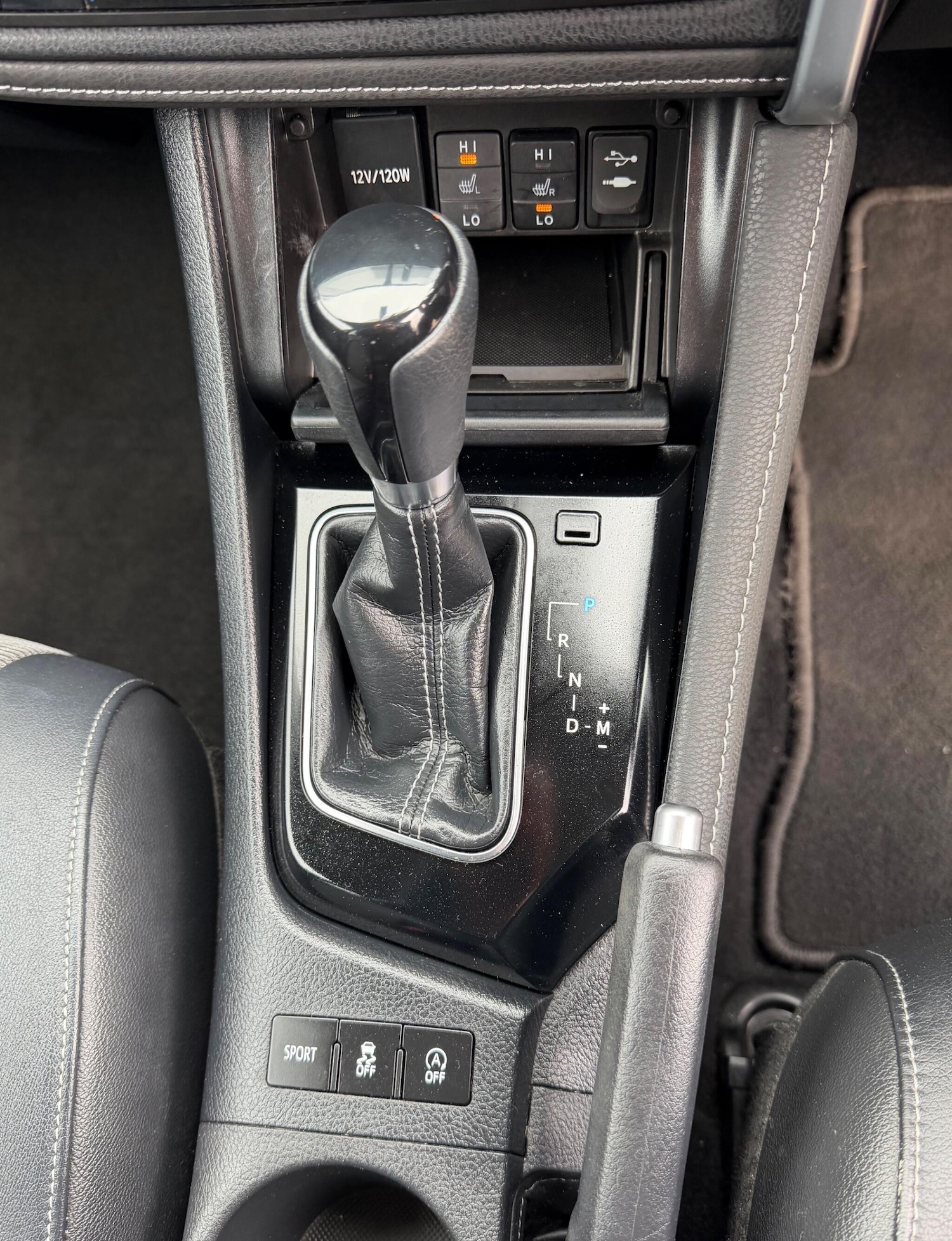 Used Toyota Auris 2015 for sale - 78001950: Photo 16