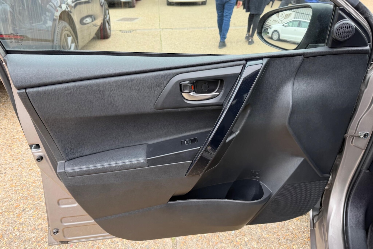 Used Toyota Auris 2015 for sale - 78001950: Photo 25