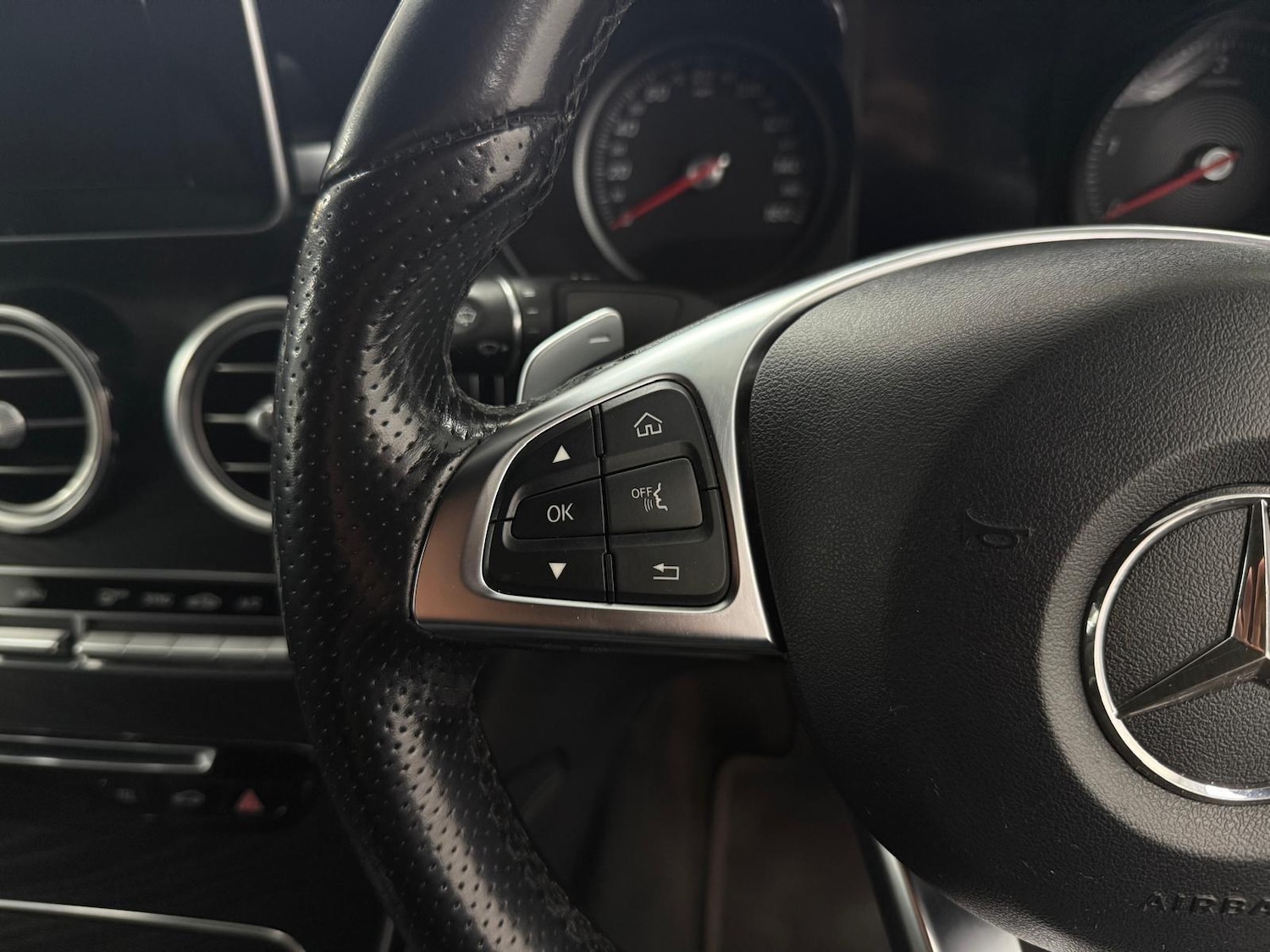 Used Mercedes-Benz GLC for sale - 77762515: Photo 11