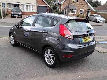 Used Ford Fiesta 2015 for sale - 78807078: Photo