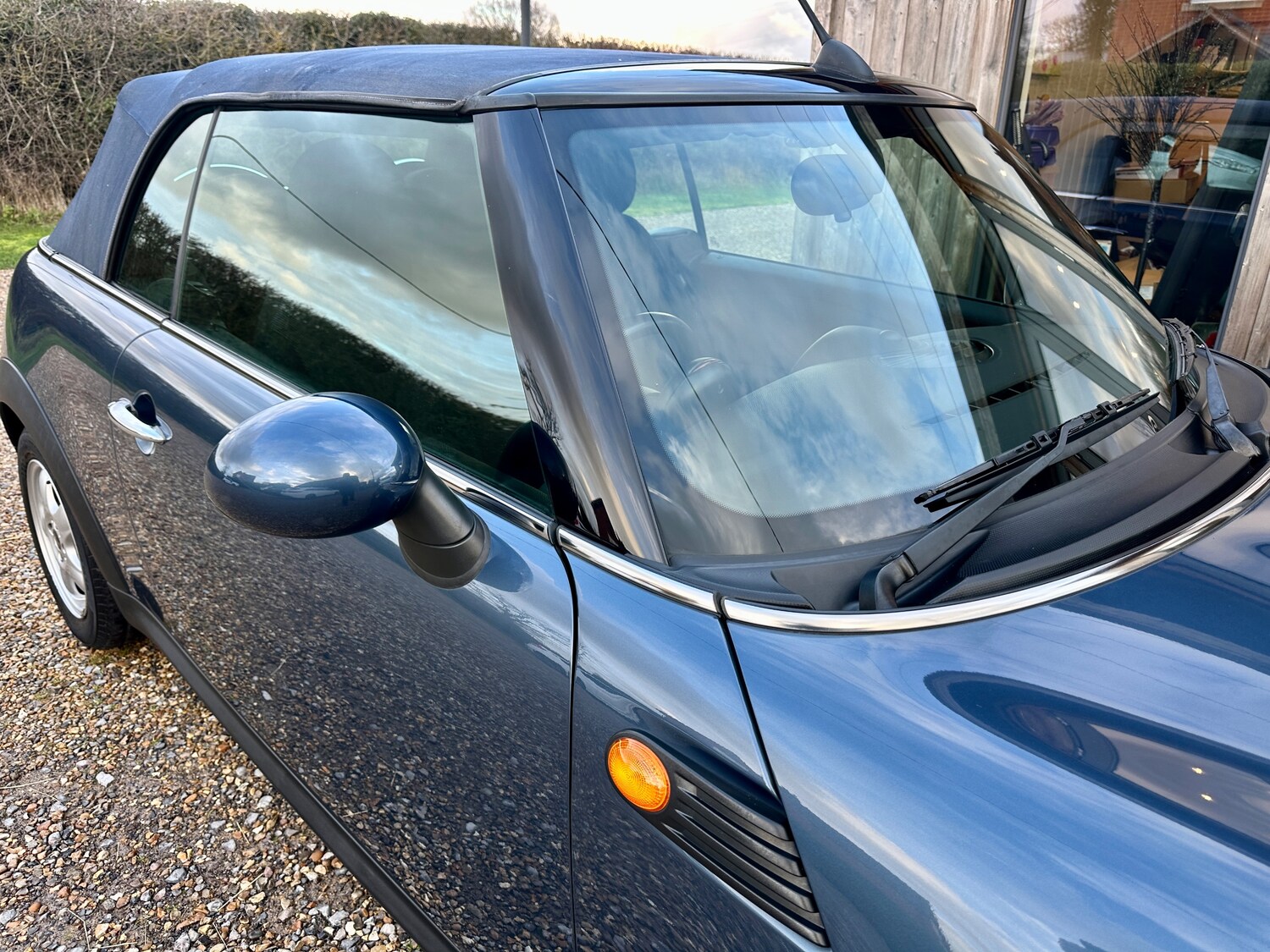 Used MINI Convertible 2009 for sale - 77997744: Photo 8