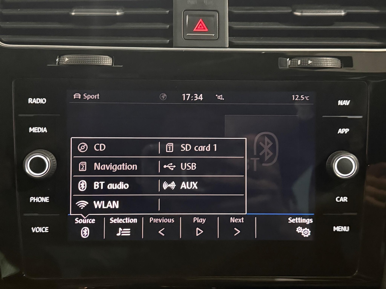 Used Volkswagen Golf 2018 for sale - 77942334: Photo 22