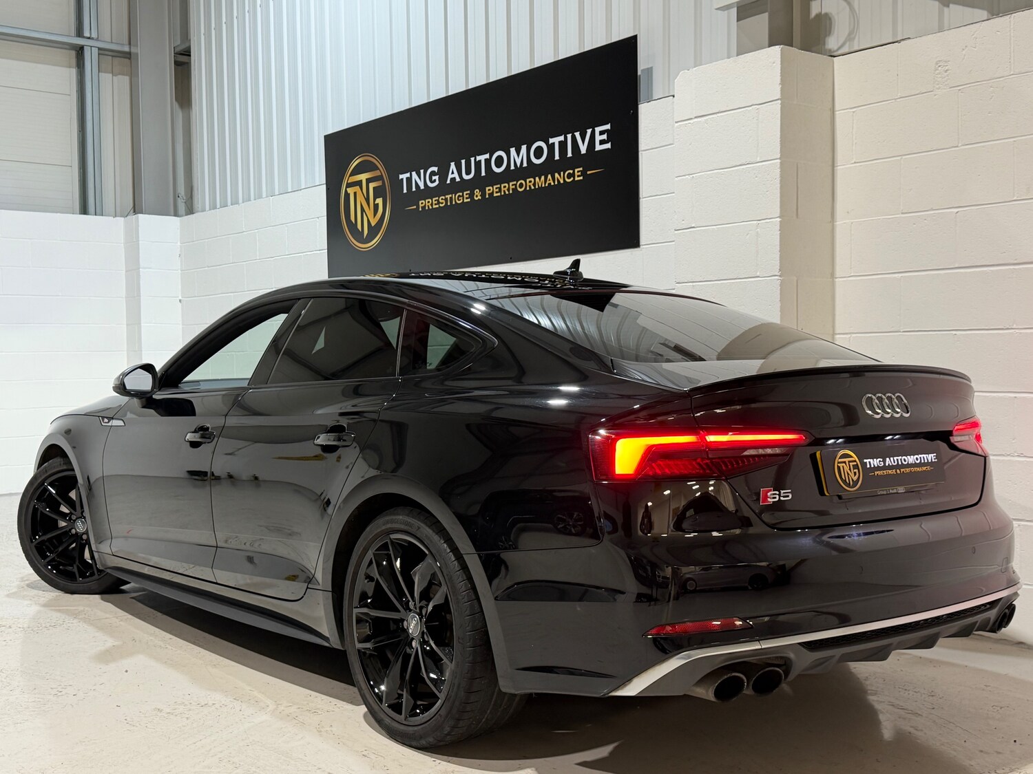 Used Audi A5 2017 for sale - 77786350: Photo 8